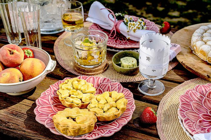 Mini Apple Pies