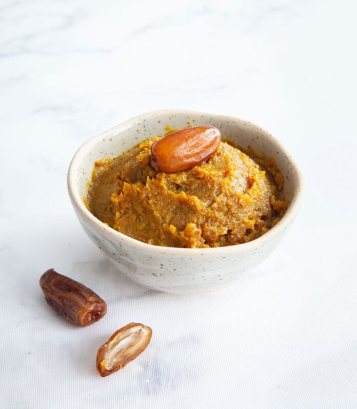 Date chutney