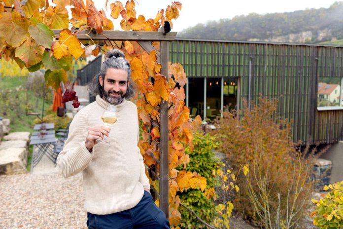 Jeff Konsbruck portrait