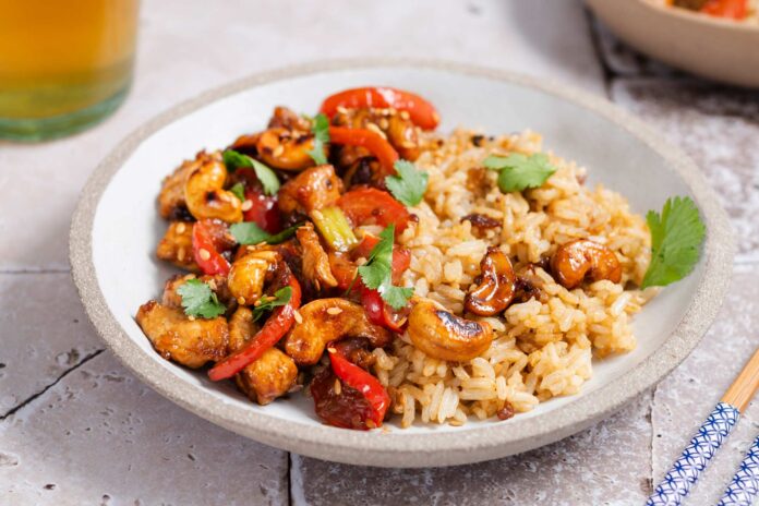 Gebratener Truthahn mit Ahornsirup & Cashewkernen 