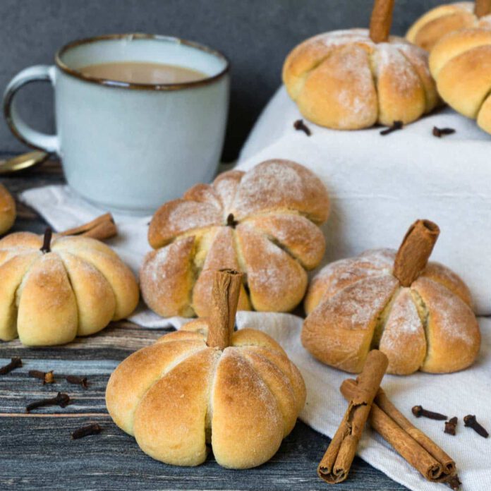 pumkinbread Pumpkin Shaped Mini-Brioche KACHEN