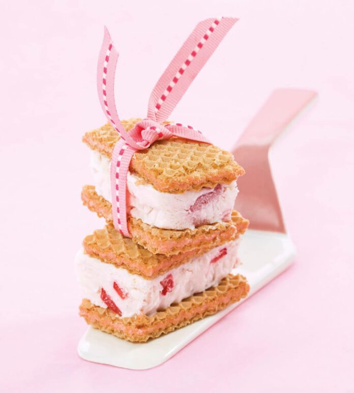 Frozen Strawberry Wafers