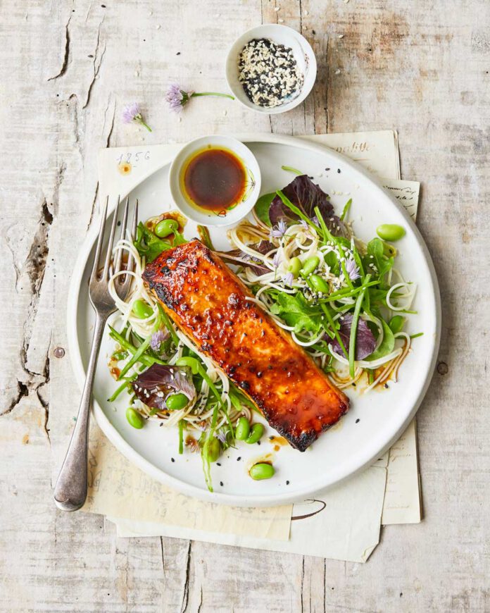 Grilled-miso-salmon-noodles_web