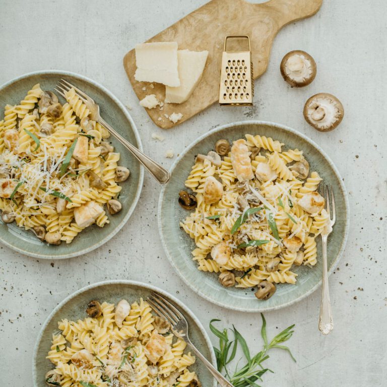Fusilli mit Huhn und Pilzen