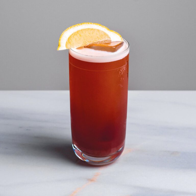 Seedlip Spice cocktail