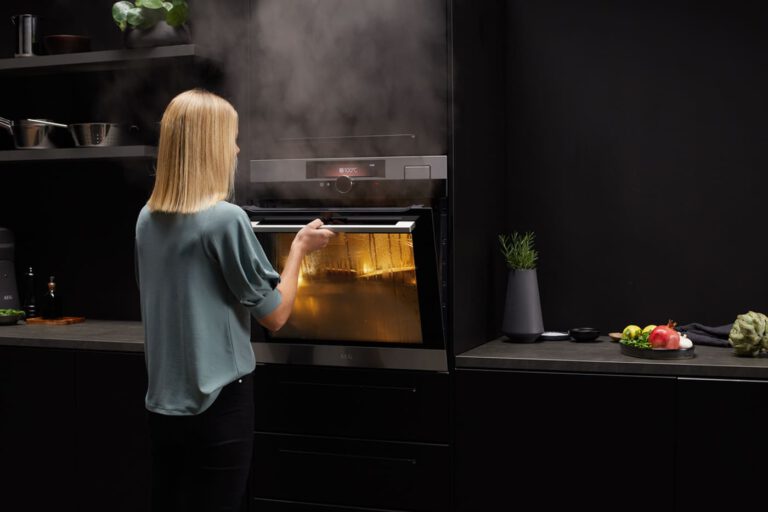 AEG Steam Cooking