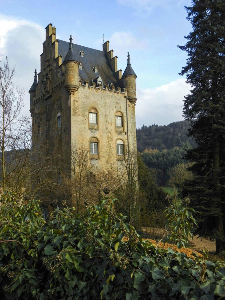 The Valley of the 7 Castles