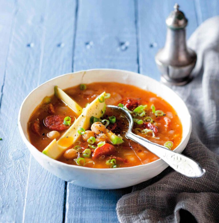 Chicken, noodle and sweetcorn soup