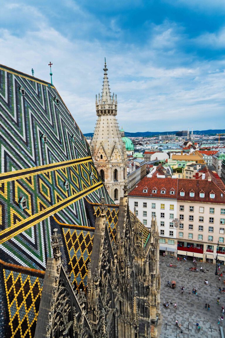 VIENNE — LA PERLE DU DANUBE