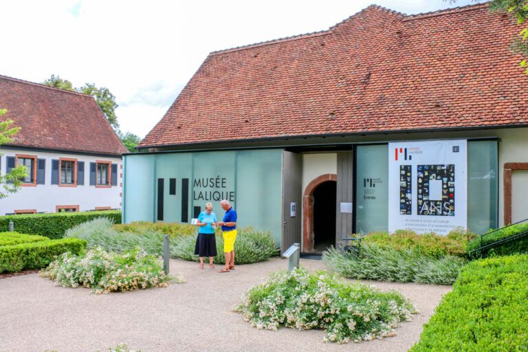 In the Footsteps of the Masters of Glass Artistry