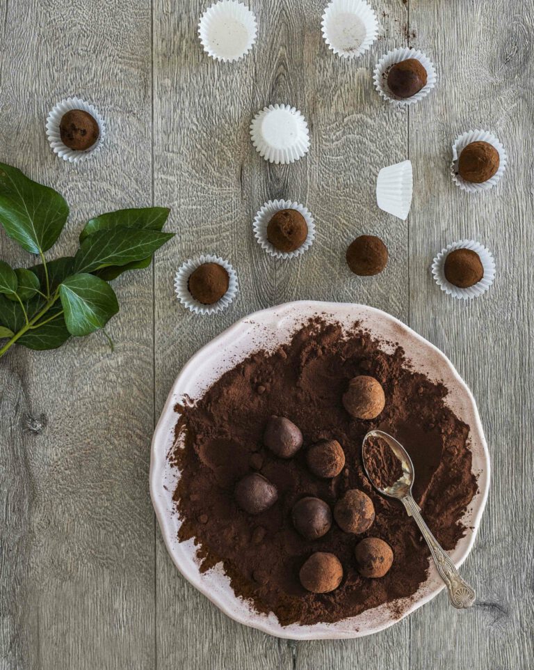 Classic Dark Chocolate & Vanilla Truffles
