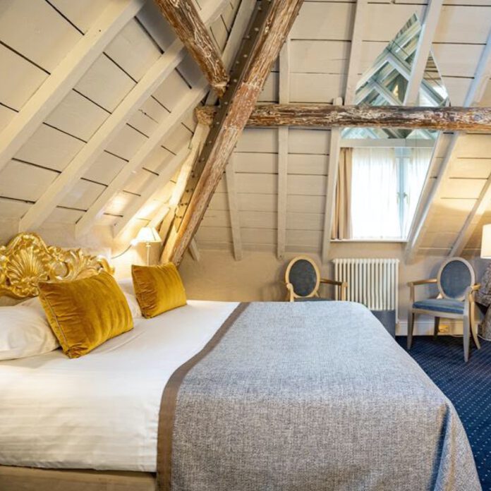 d79f96fe-c2f3-4d6d-8742-9c24b198d03a