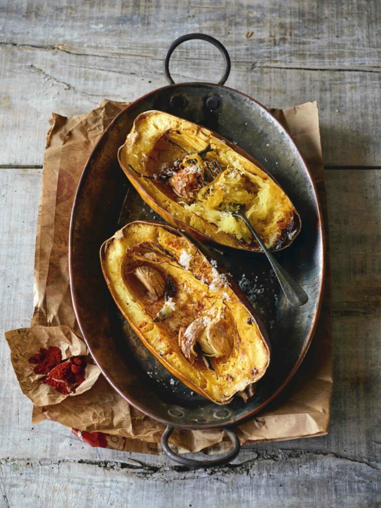 Spaghettikürbis mit Butter und Parmesan